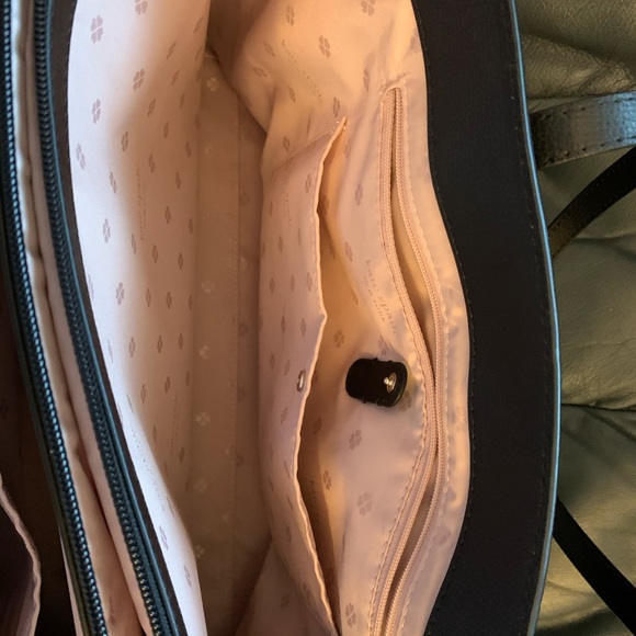 Kate Spade tote - Picture 3 of 5